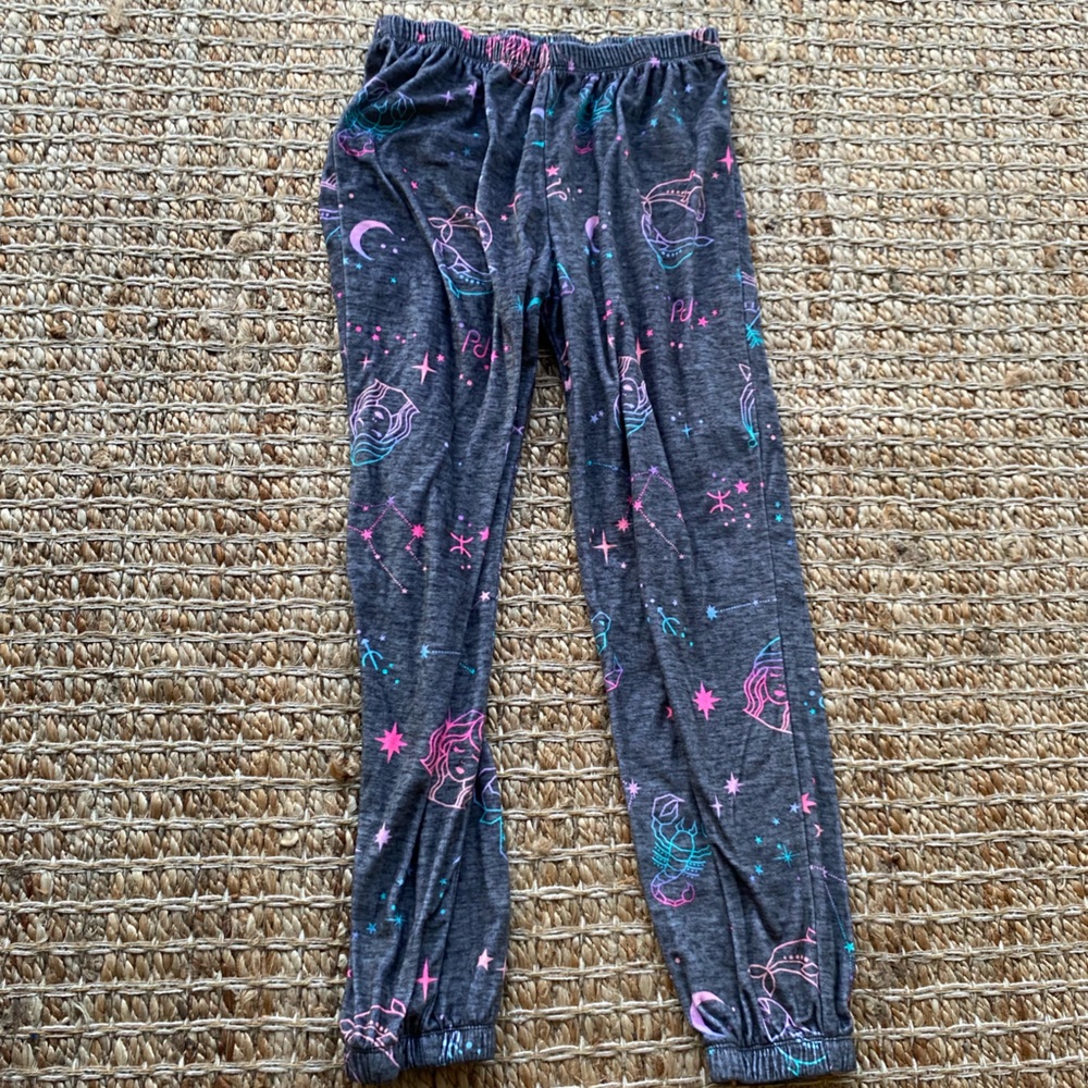 Space sleep wear
